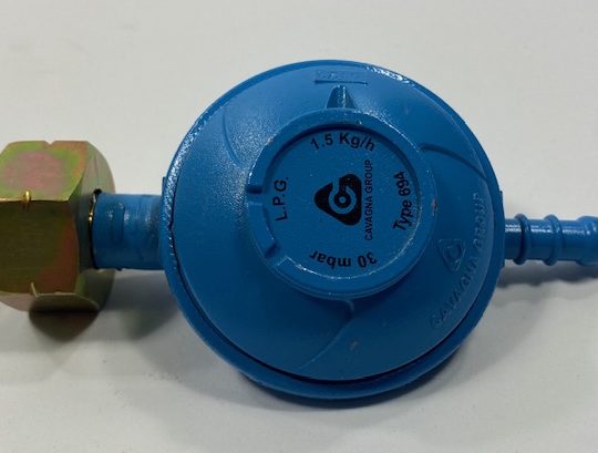 Regelaar Fles Universeel 30 Mbar Met Slangpilaar